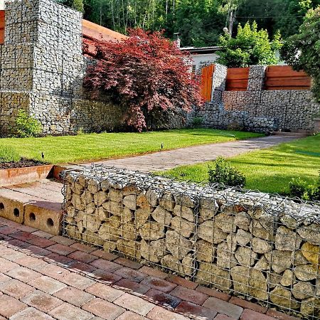 Prazdninovy Dum Valdik Villa Loket Exterior foto