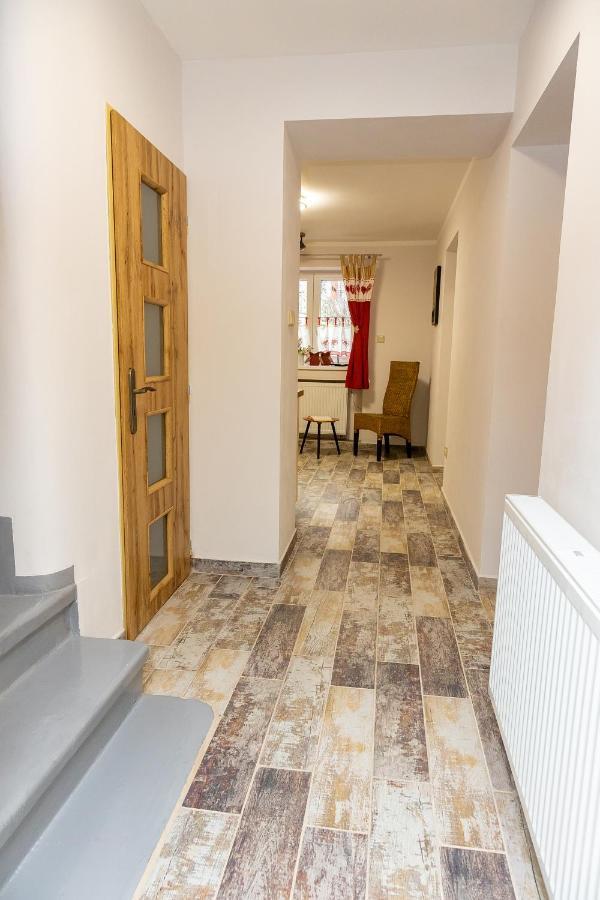 Prazdninovy Dum Valdik Villa Loket Exterior foto