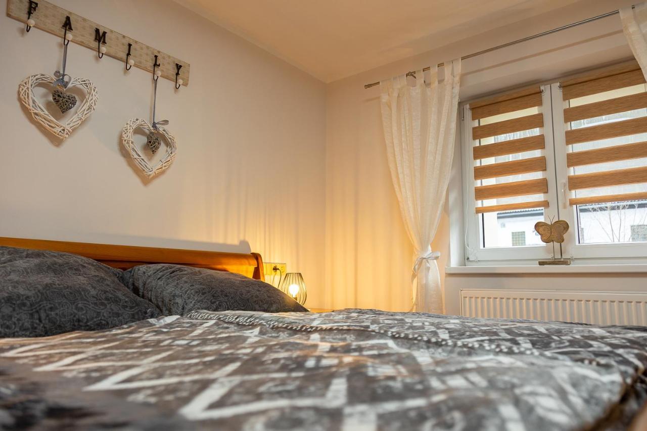 Prazdninovy Dum Valdik Villa Loket Exterior foto