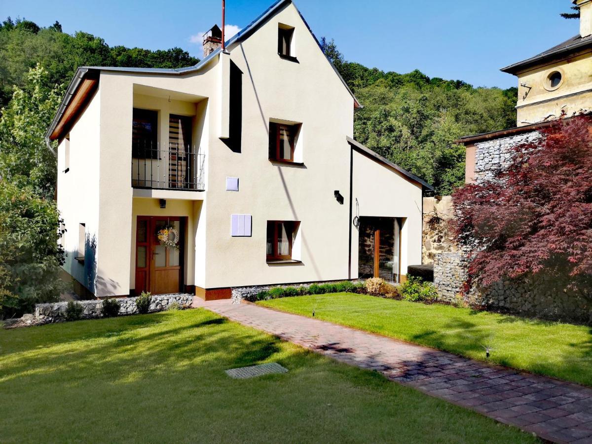 Prazdninovy Dum Valdik Villa Loket Exterior foto